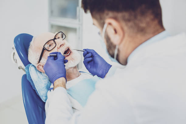Best Weekend Emergency Dentist in Port Salerno, FL